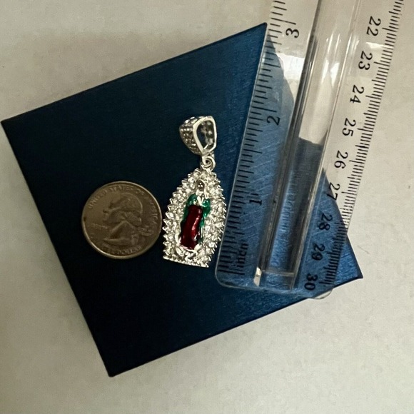 Chain and medal of the Virgin of‎ Guadalupe 14k gold laminated White New - Picture 5 of 6